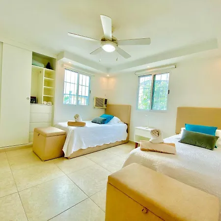 Apartamento Calido Y Moderno En La Entrada De La Zona Hotelera Cancun Exterior photo